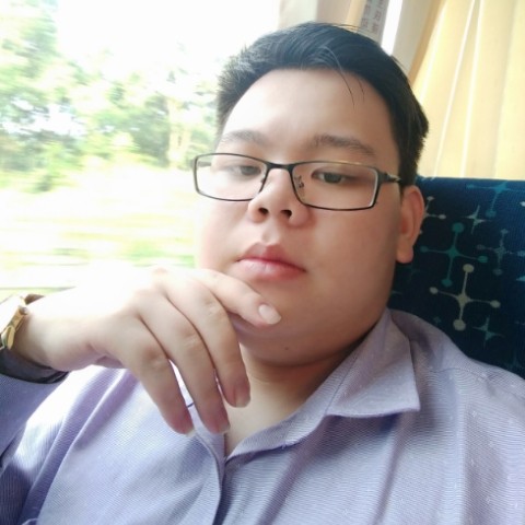 傻傻停止高跟鞋的照片