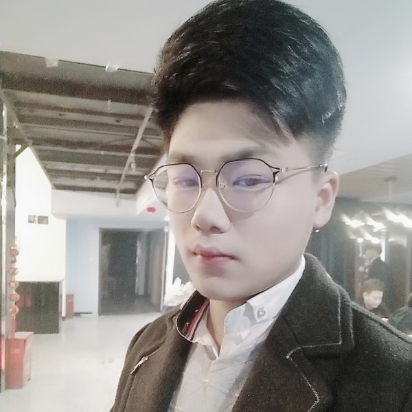 未来漠然的照片