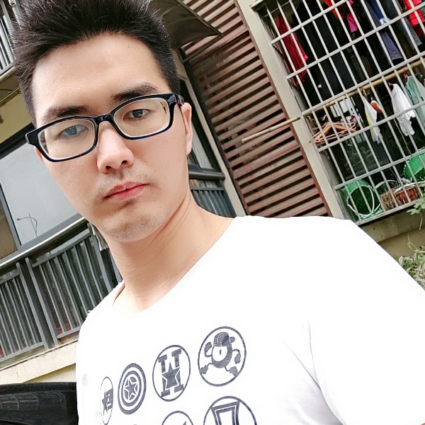 大白拾忆笨笨的照片