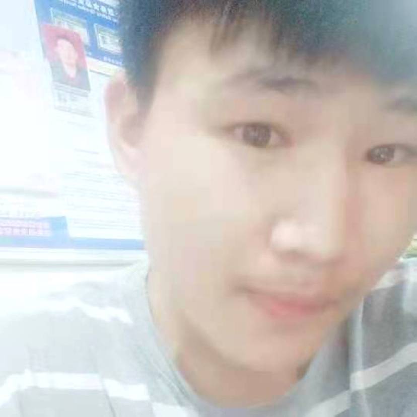 亦1的照片
