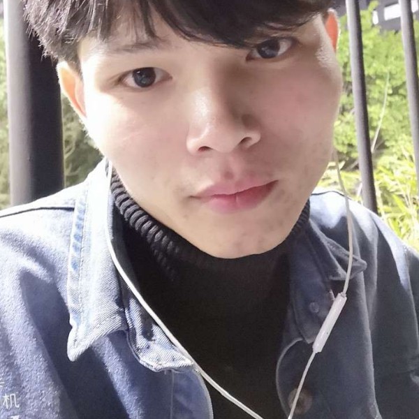 瘦小的照片