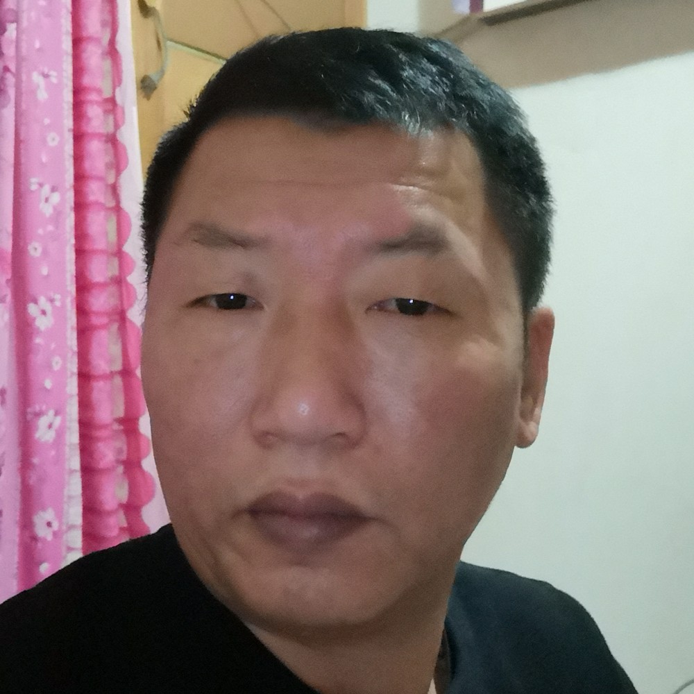 整齐蜜粉的照片