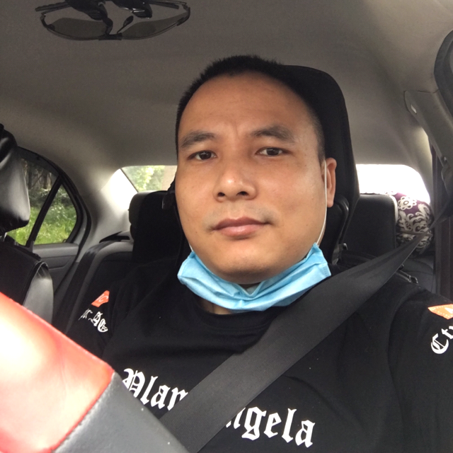 石头請激动的照片