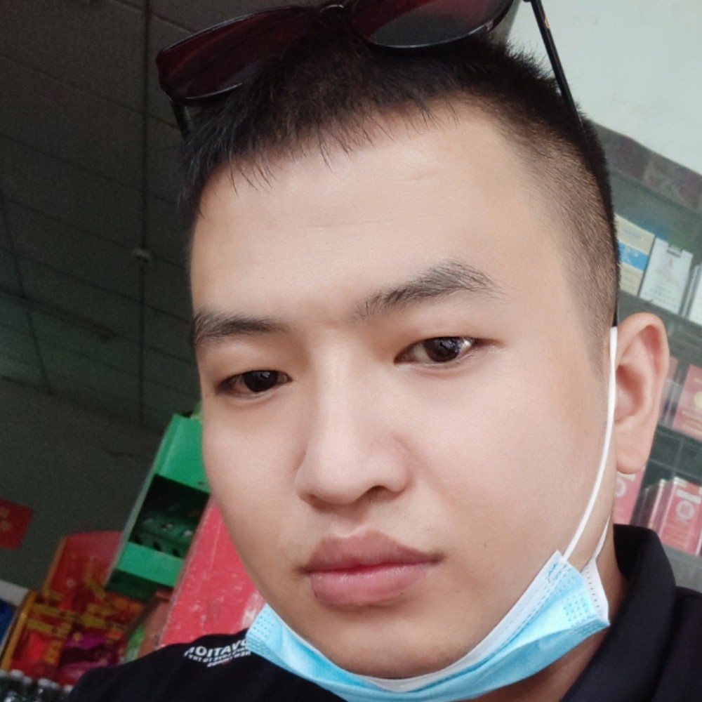 神勇还小懒猪的照片