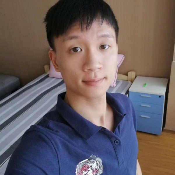 大学街舞社长的照片
