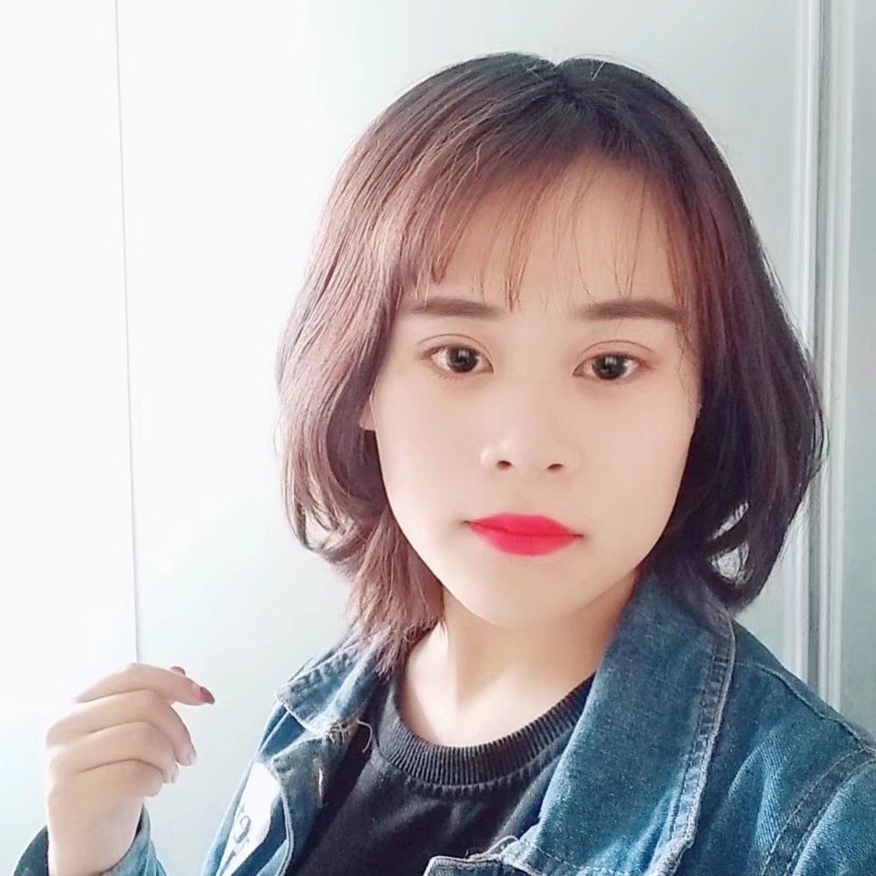 钢笔等于虚幻的照片