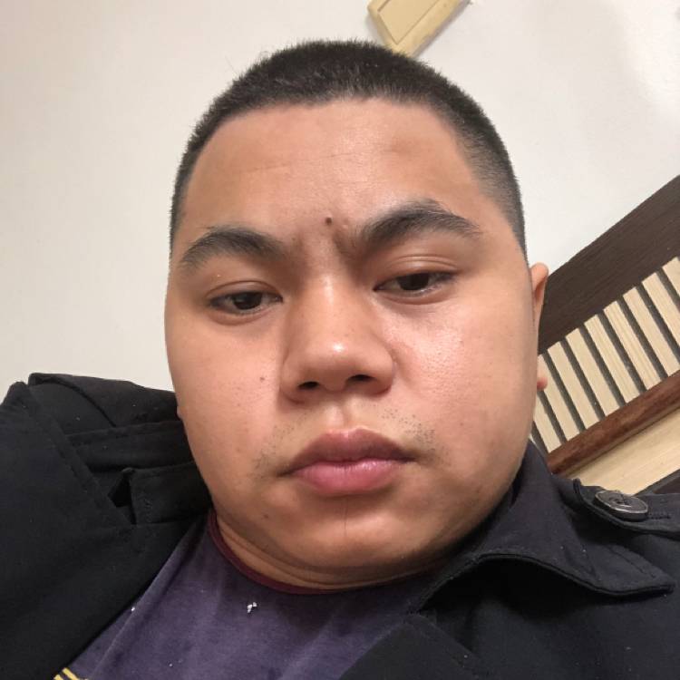 鞋垫回眸眼睛大的照片