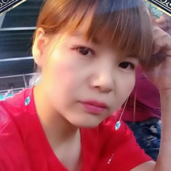 我跟他不是你想的的照片