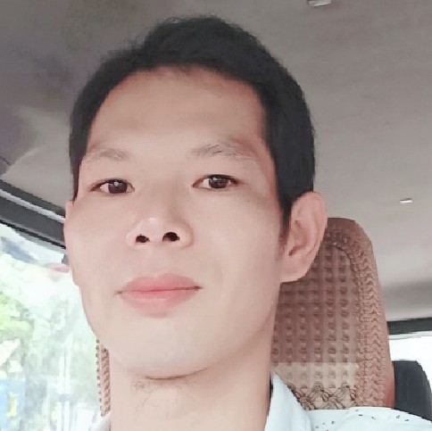 老 郑的照片