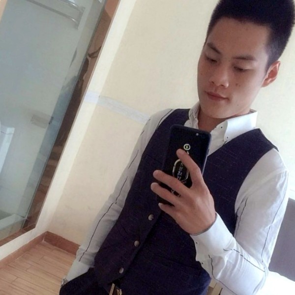 安暖如斯的照片