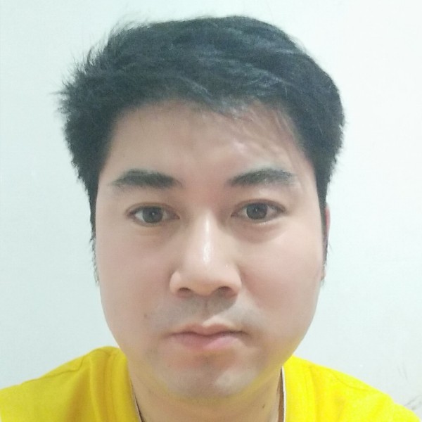 英俊邂逅思恋的照片