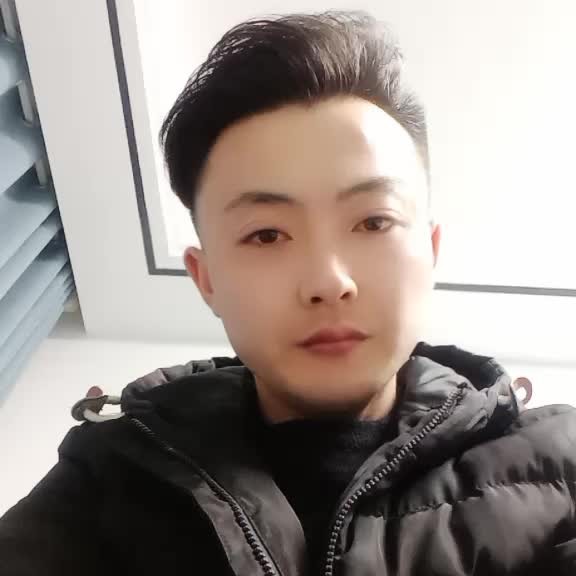 ～披着凉皮的狼的照片