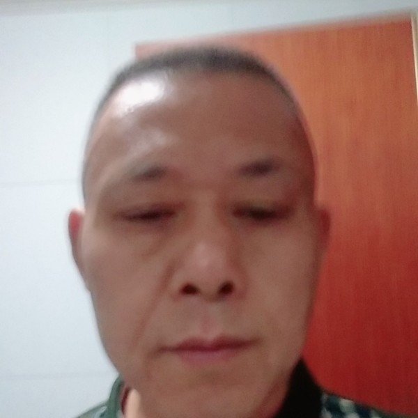 淡然的导师的照片