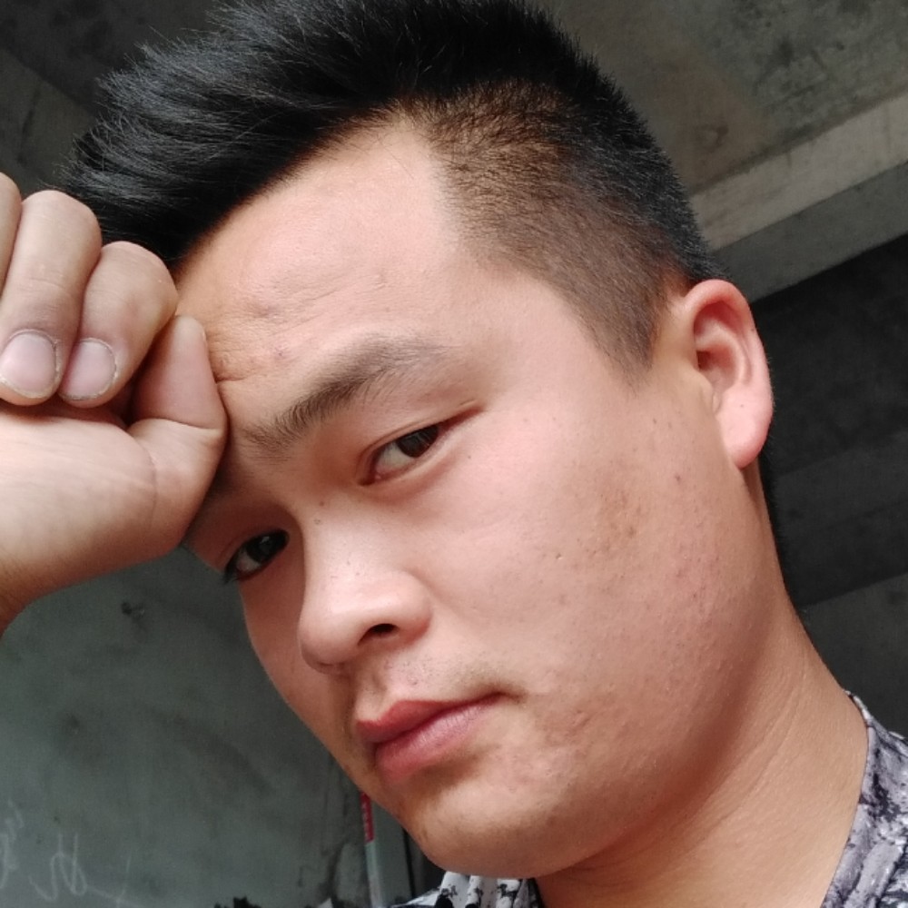 秀丽浅吻镜子的照片