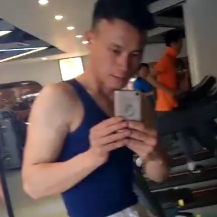 骚离的照片