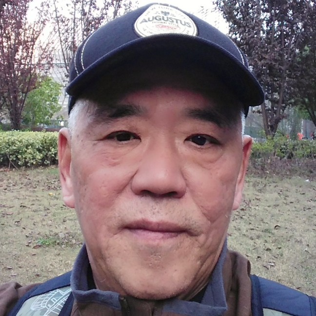 霸气黑裤的照片