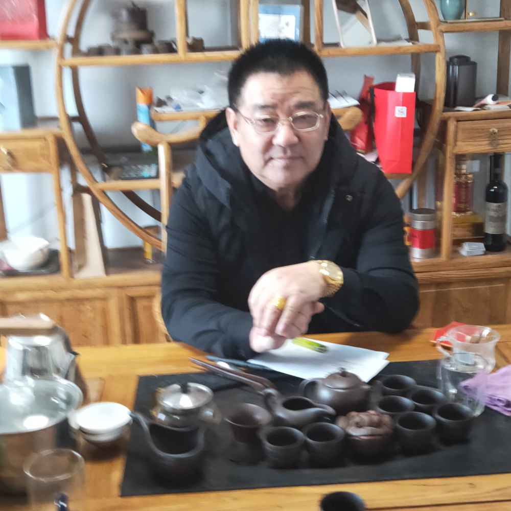 美丽江岸的照片