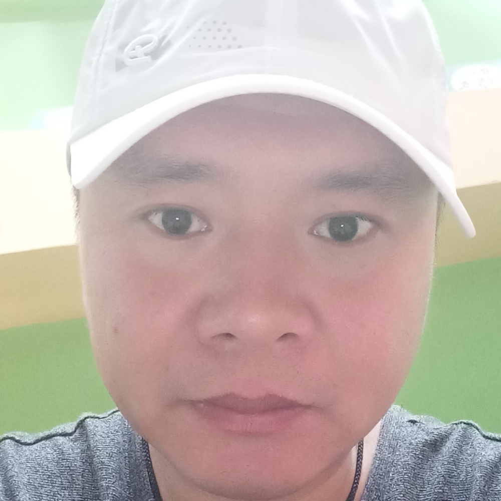 九尾狐狸的照片