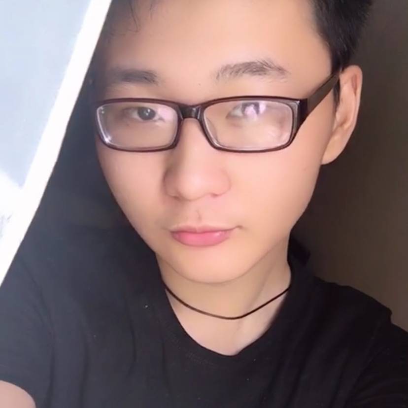 浦东男孩的照片