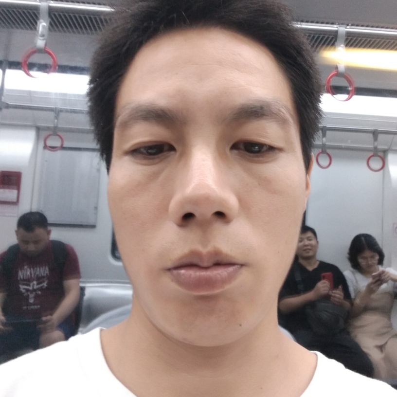 飘逸相许水池的照片