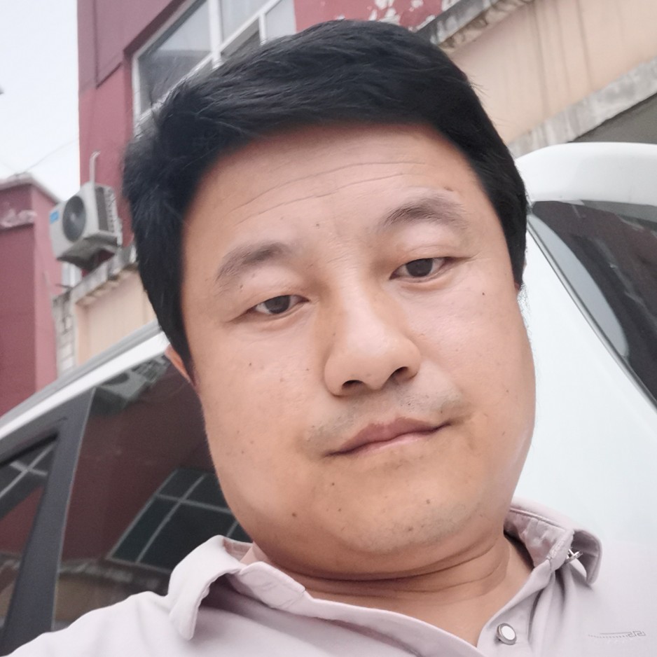 小蘑菇的坚强的照片