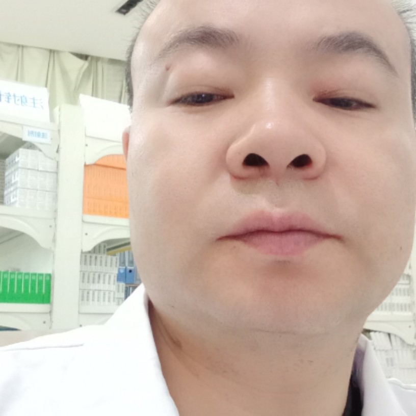 莫尔的照片
