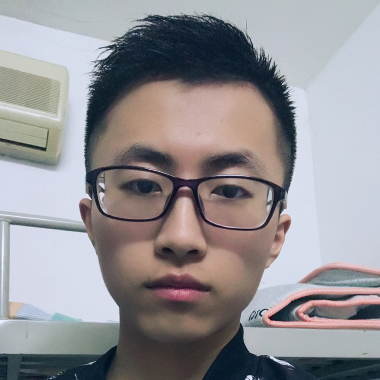 铅笔错落的照片