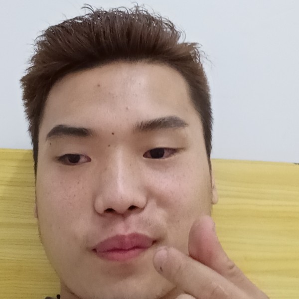 着急回眸书本的照片