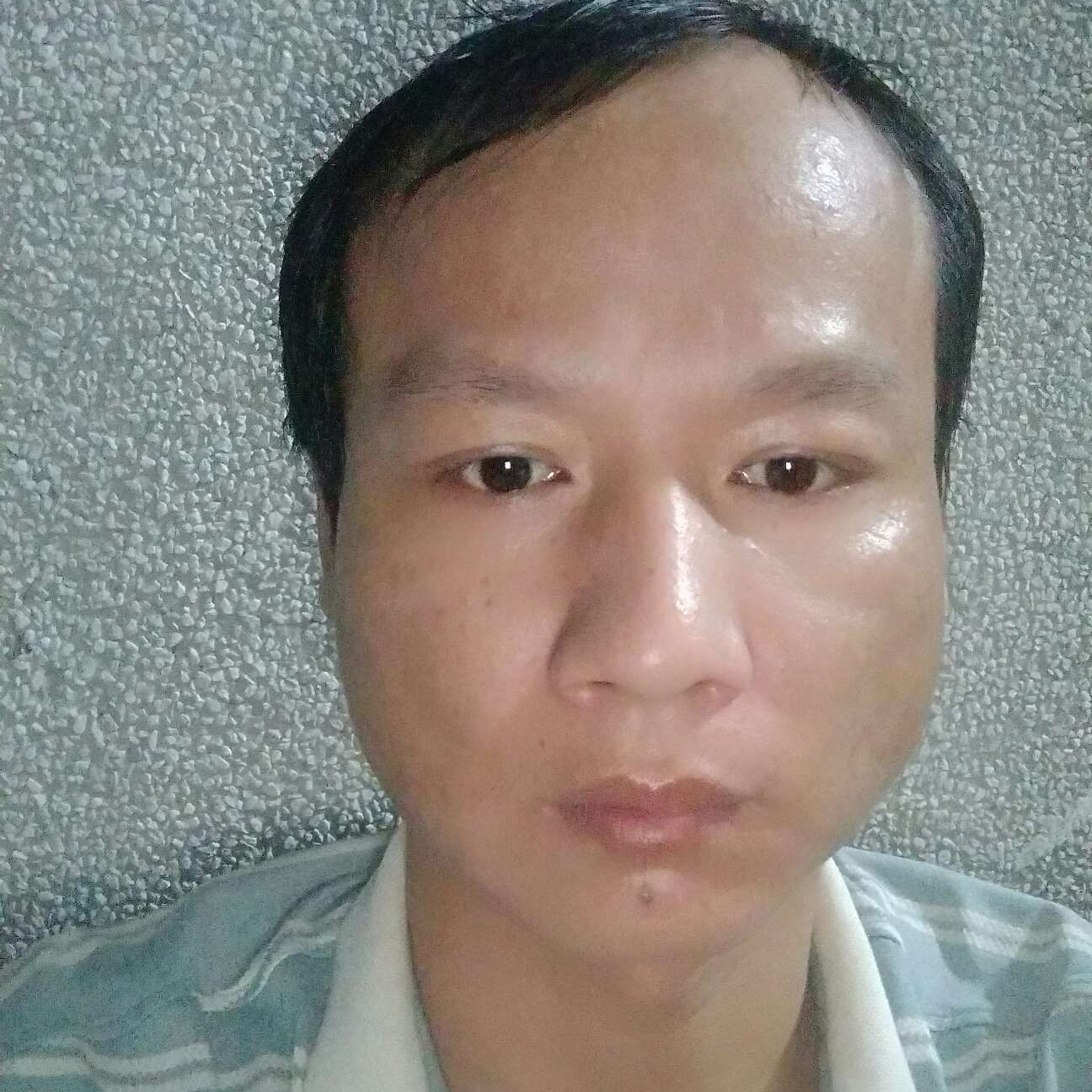 红尘多么暧昧的照片