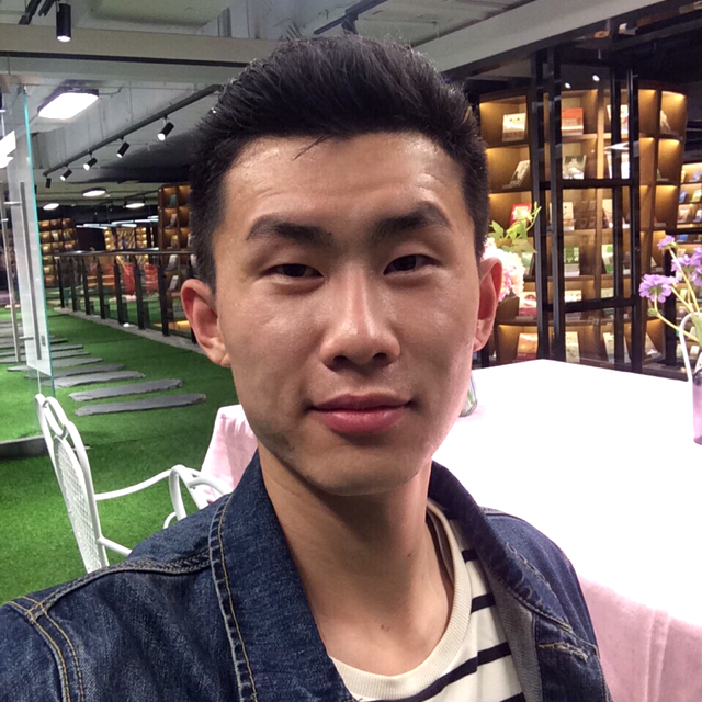 草莓动听的照片