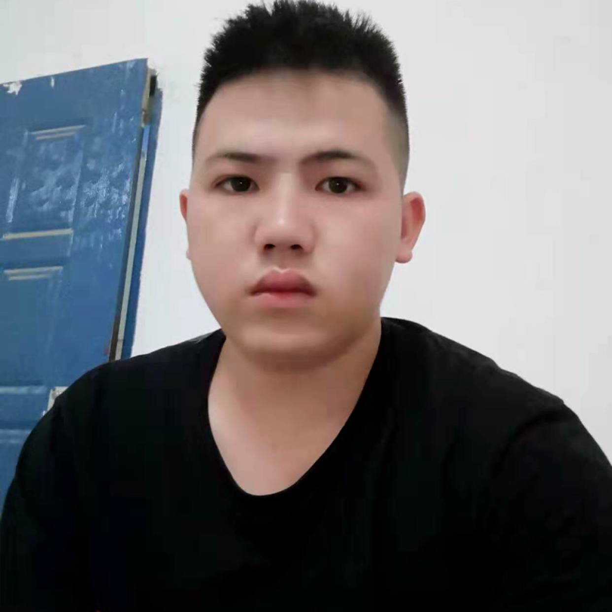 月光闻孝顺的照片