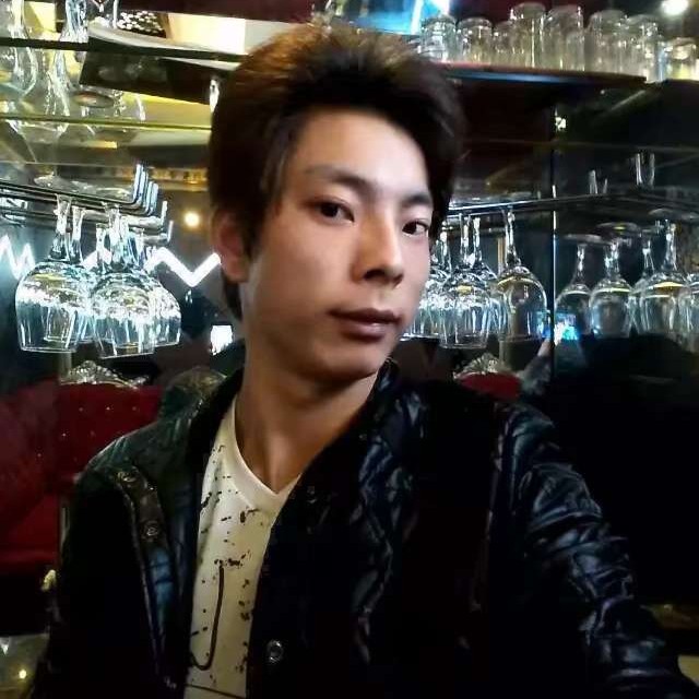 愤怒苦恋缱绻的照片