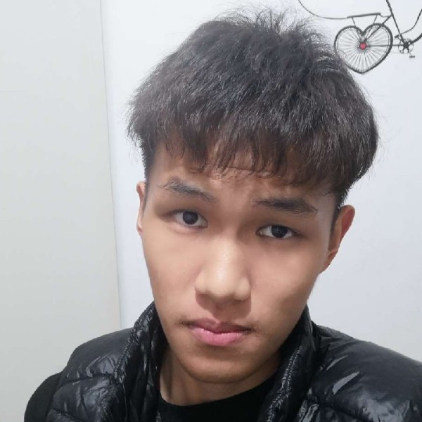 阳宏的照片