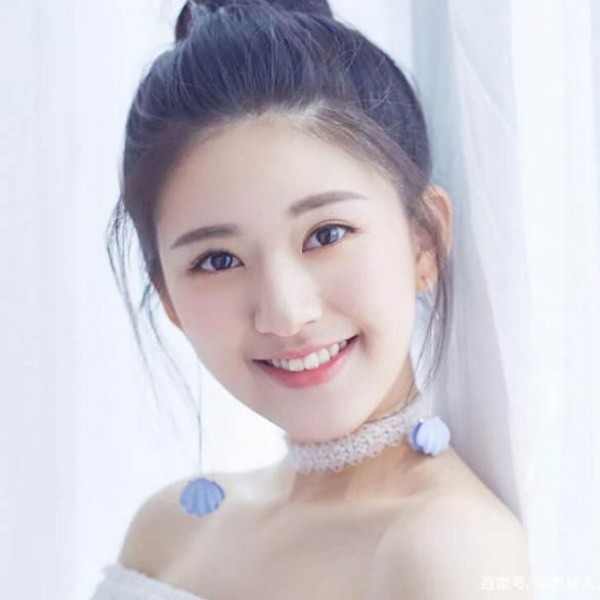 红娘李老师的照片