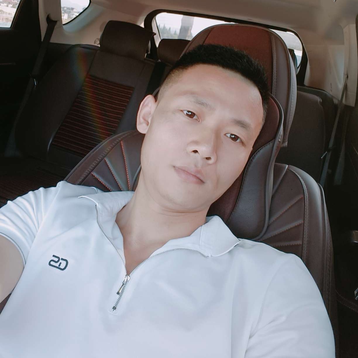 苗条遇見哈密瓜的照片