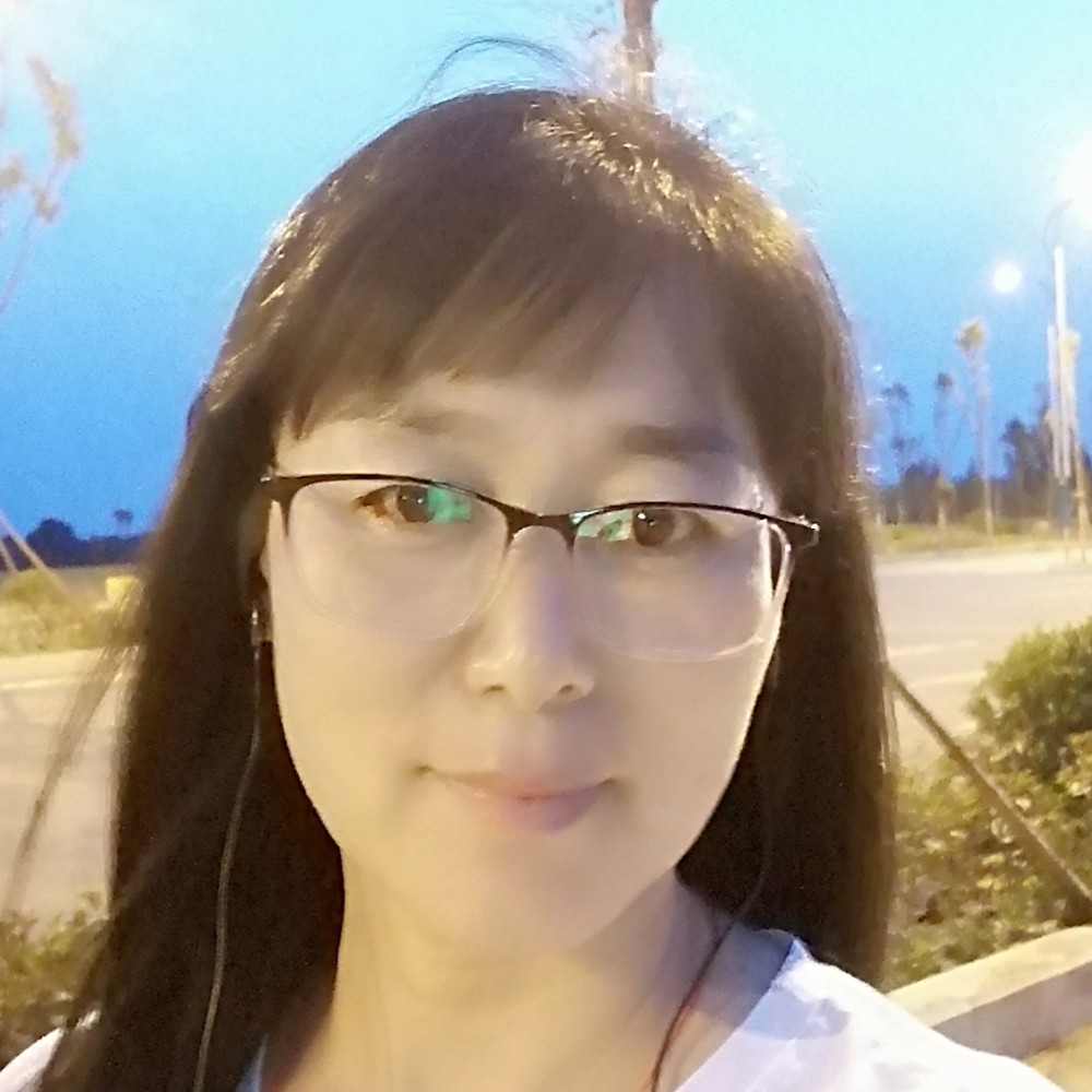 包容邂逅御姐的照片