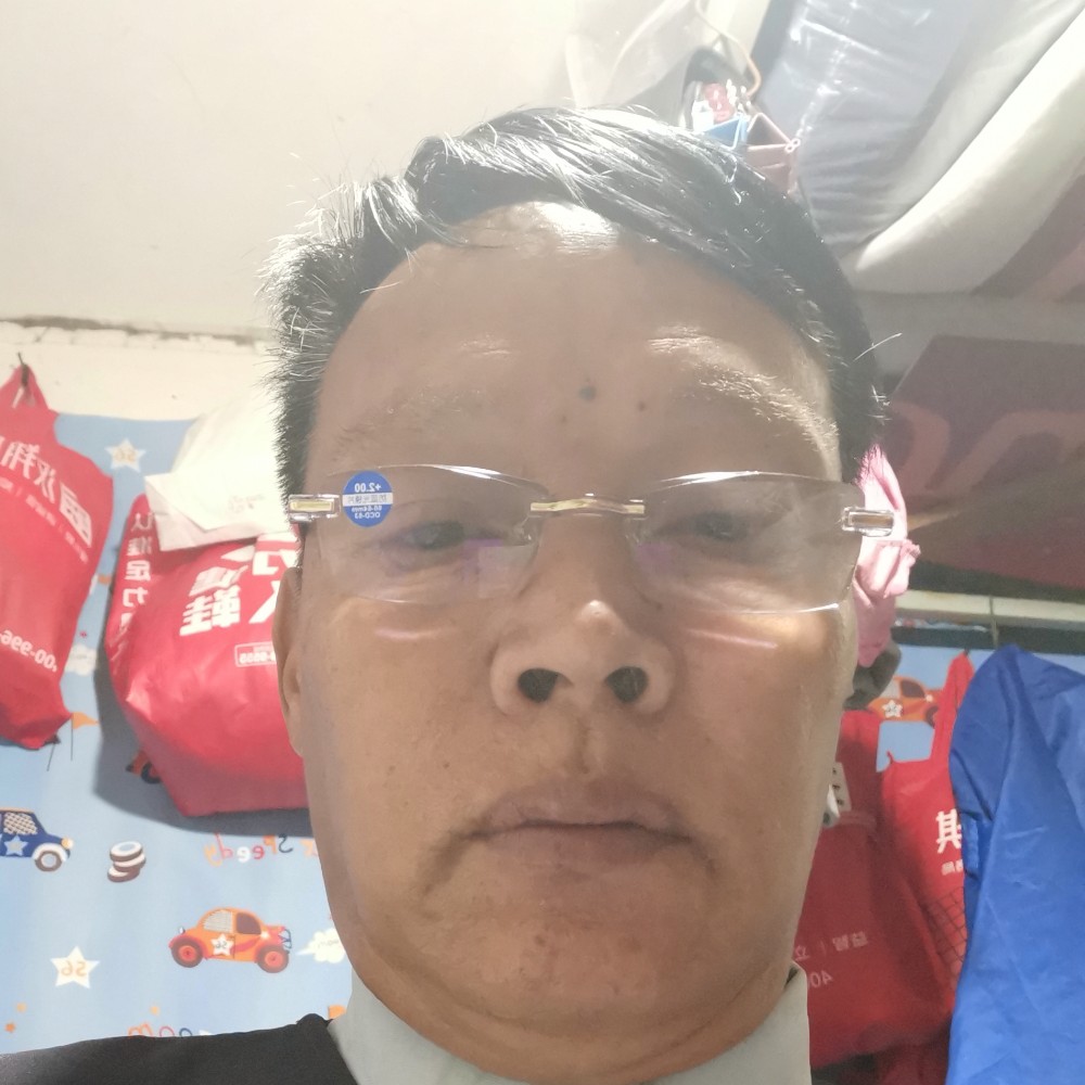 自由飞翔122的照片
