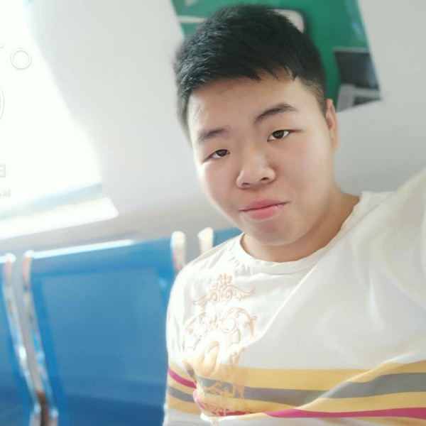 画卿心的照片