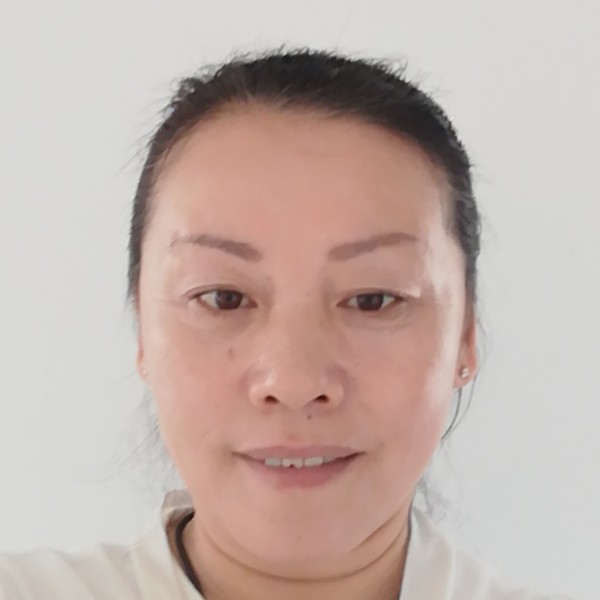 还单身蹁跹醉月的照片