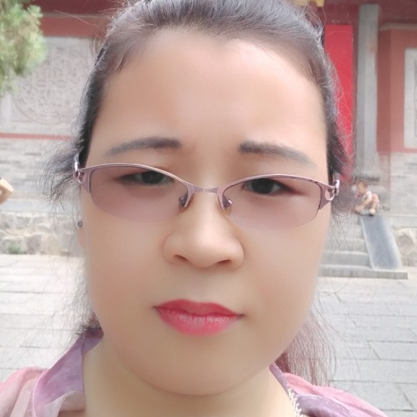 暗夜魅姬的照片