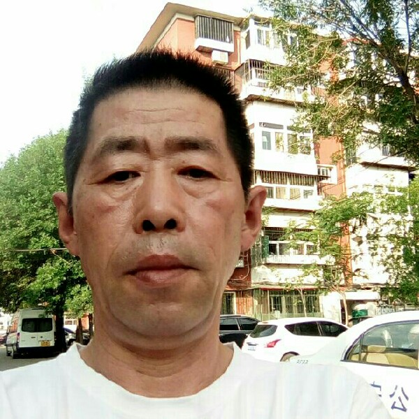 幸福少女的照片