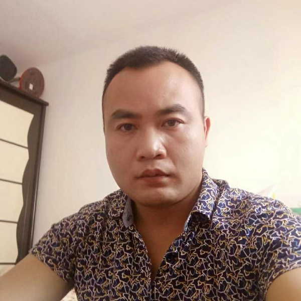 妩媚回首银耳汤的照片