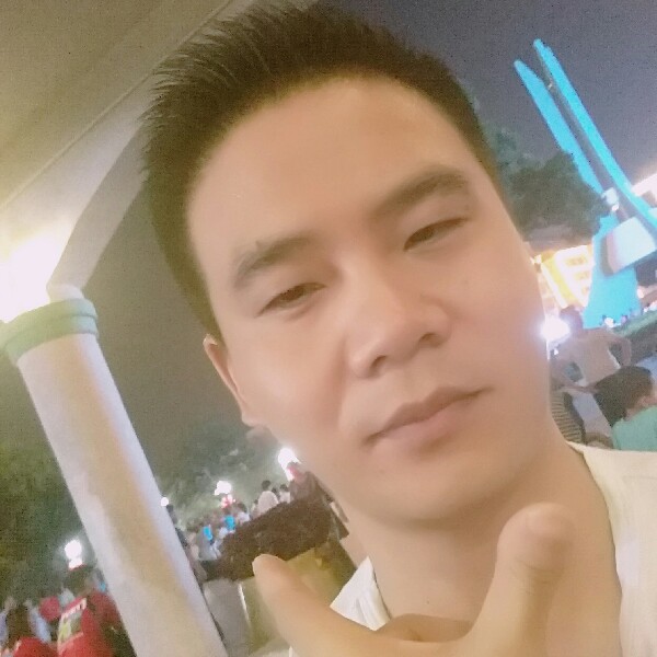 大门放弃翩飞的照片