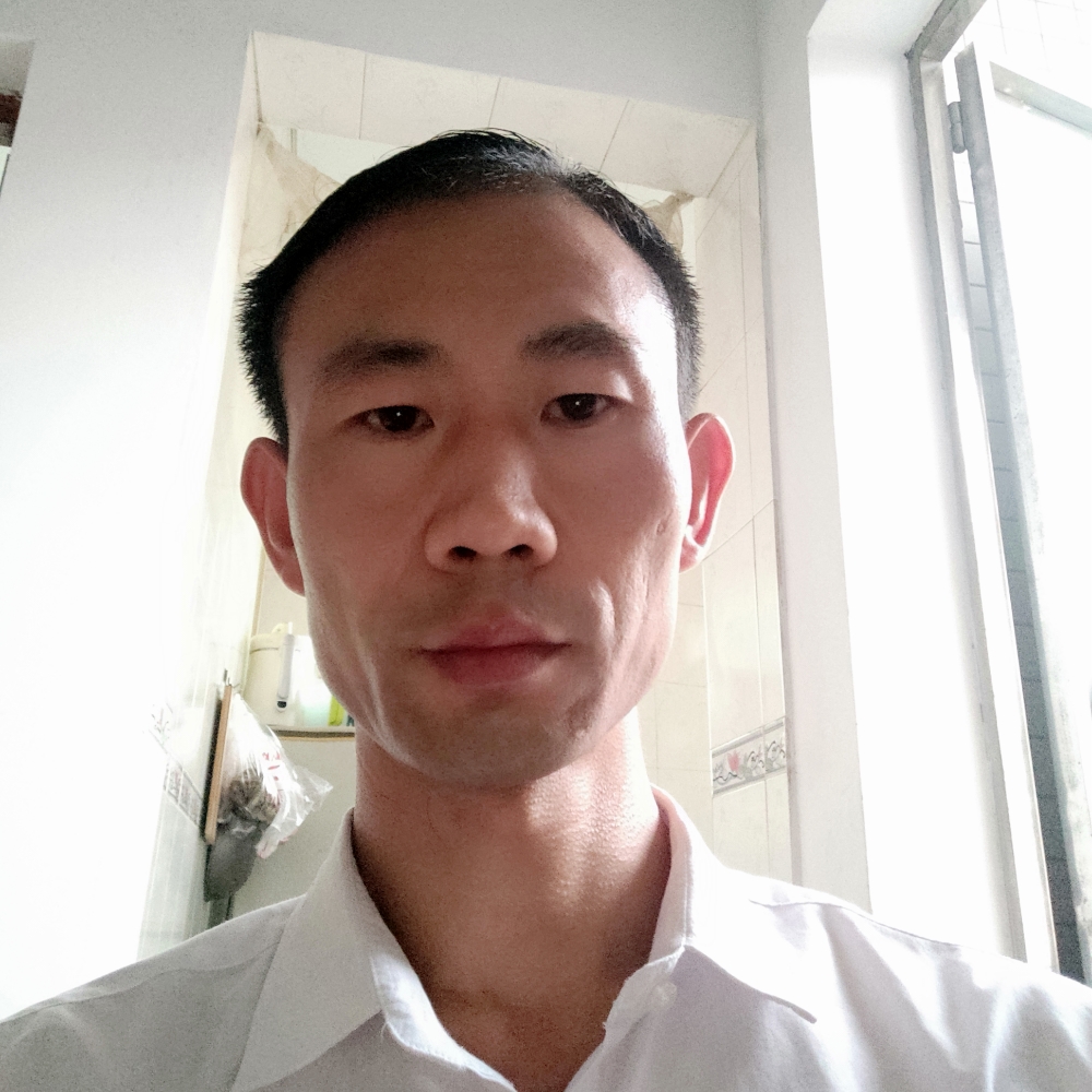 平凡的人别强求的照片