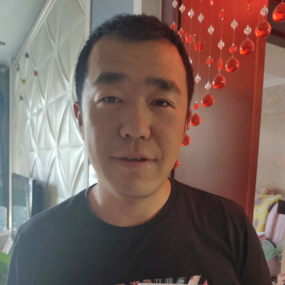英勇吃醋飞机的照片