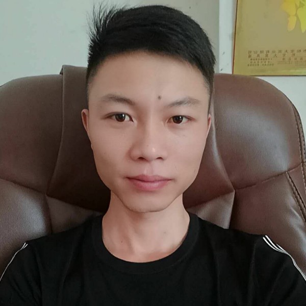 轩辕顺利的照片