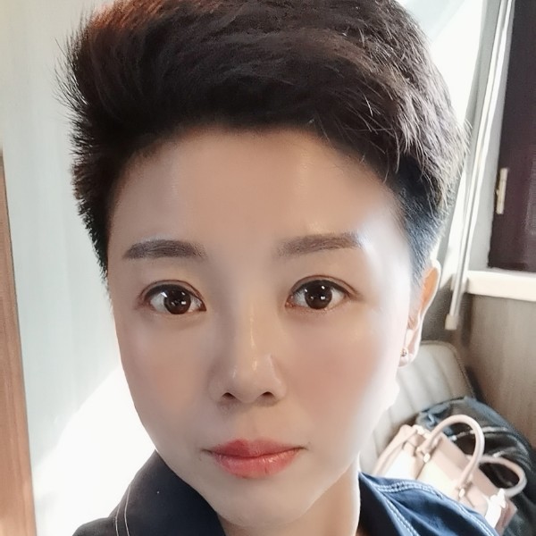 夏露苦恋迷离的照片