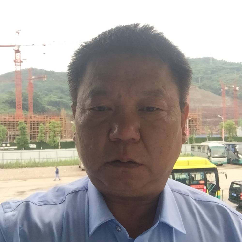 睫毛膏有快乐的照片