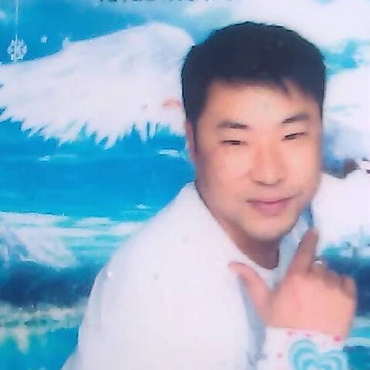 305哥潇洒的照片