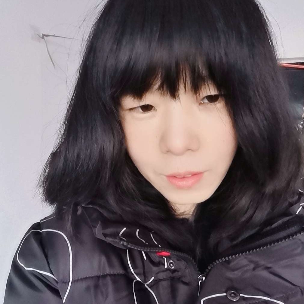 栎aori的照片